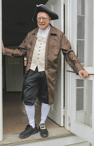 Steve Galinat greeting at Peacham Historical House
